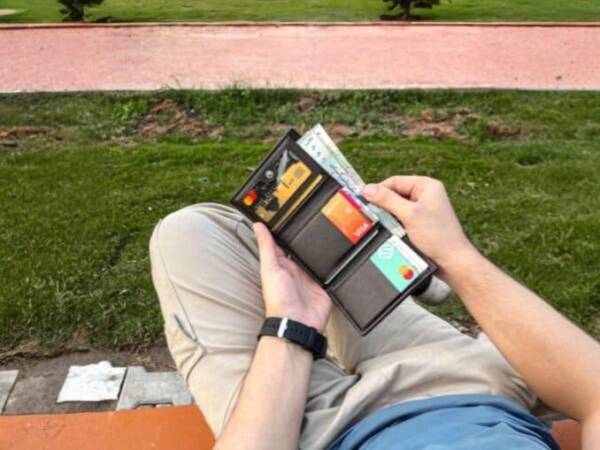 Men's Leather Wallet - Image 5