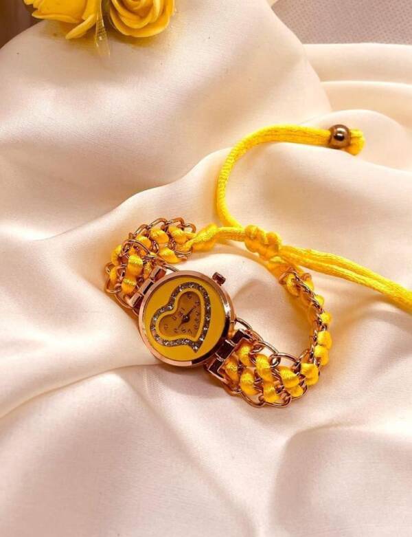 Stylish Women's Quartz Heart Watch with Chain Strap - 1 Pc - Image 7
