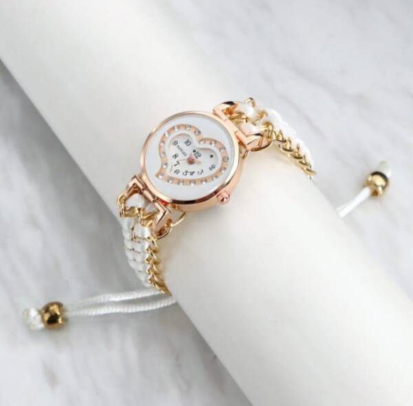 Stylish Women's Quartz Heart Watch with Chain Strap - 1 Pc - Image 5