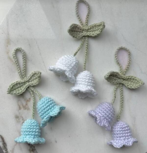 Crochet lily flower keychains - Image 2